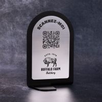 Présentoir vertical blanc aspect laiton rectangle - Support QR Code en plexiglass pour restaurant