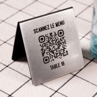 Présentoir chevalet aspect laiton rectangle - Support QR Code en plexiglass pour restaurant